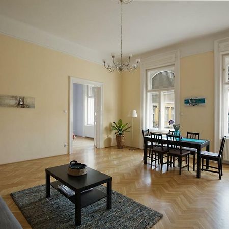 Klauzal Ter 9 Apartment Budapest Luaran gambar