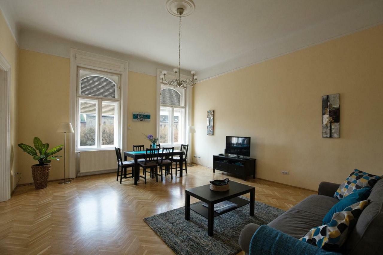Klauzal Ter 9 Apartment Budapest Luaran gambar