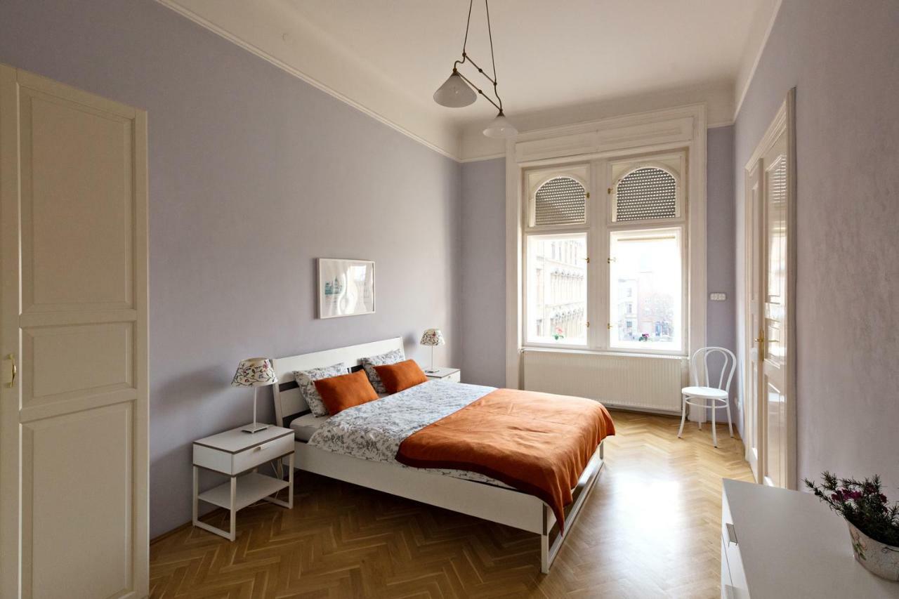 Klauzal Ter 9 Apartment Budapest Luaran gambar