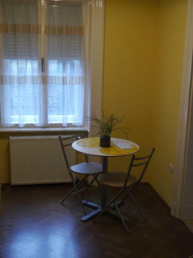 Klauzal Ter 9 Apartment Budapest Luaran gambar